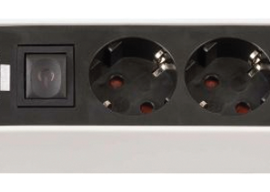 Brennenstuhl ECOLOR trostruka prenosiva šuko utičnica s prekidačem 3x1,5mm2, 45º , 16A, 1,5m, bijelo-crna